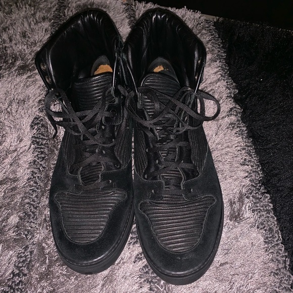 BALENCIAGA SNEAKERS - Picture 1 of 4